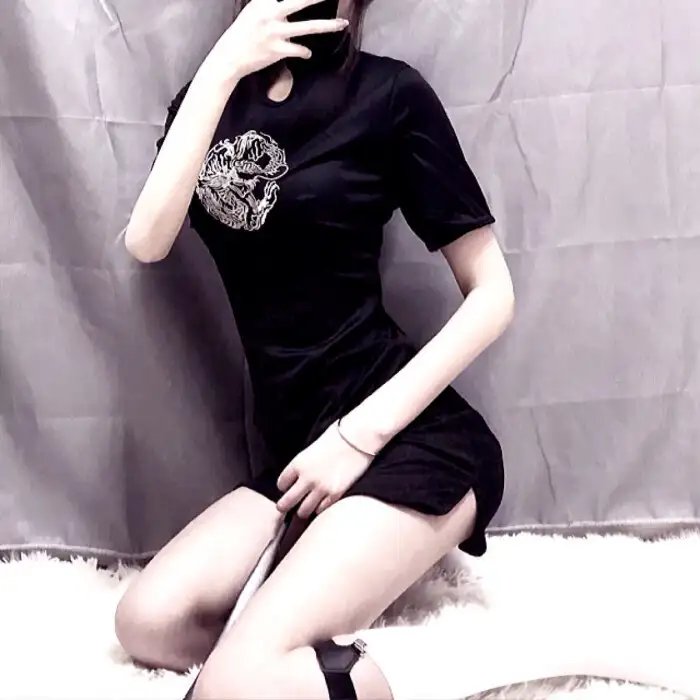 亚历珊卓